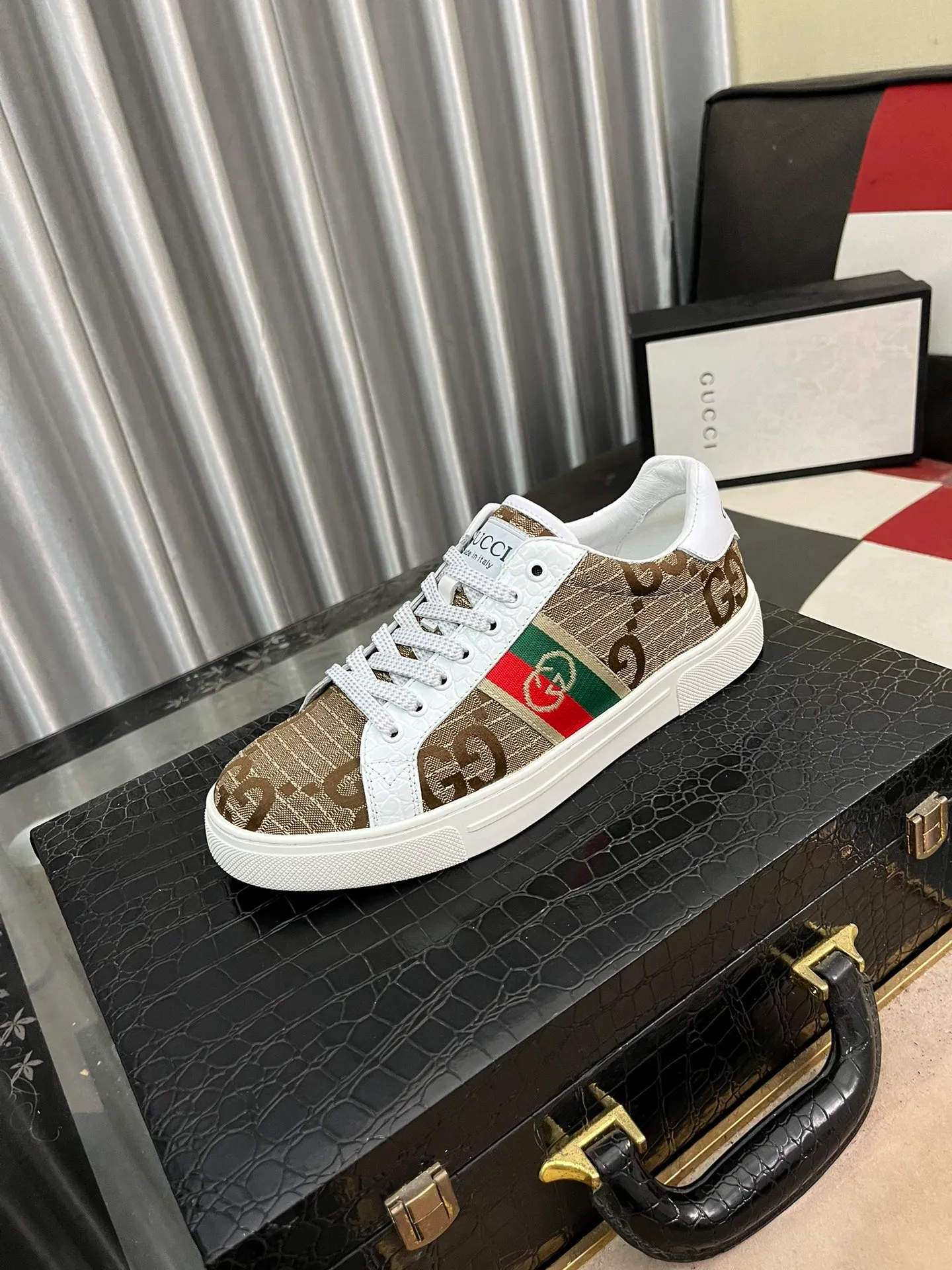 Men's men's shoes💰380⌚️⌚️" GUCCI" New official website • Same style latest • Hot style casual shoes, top brand [seduce] luxury ~ purchasing agency, top ~ quality. Products sold at the counter [Qiang] The original fabric adopts 3D printing technology ➕ Comfortable sheepskin lining, available in 38-443️⃣ colors